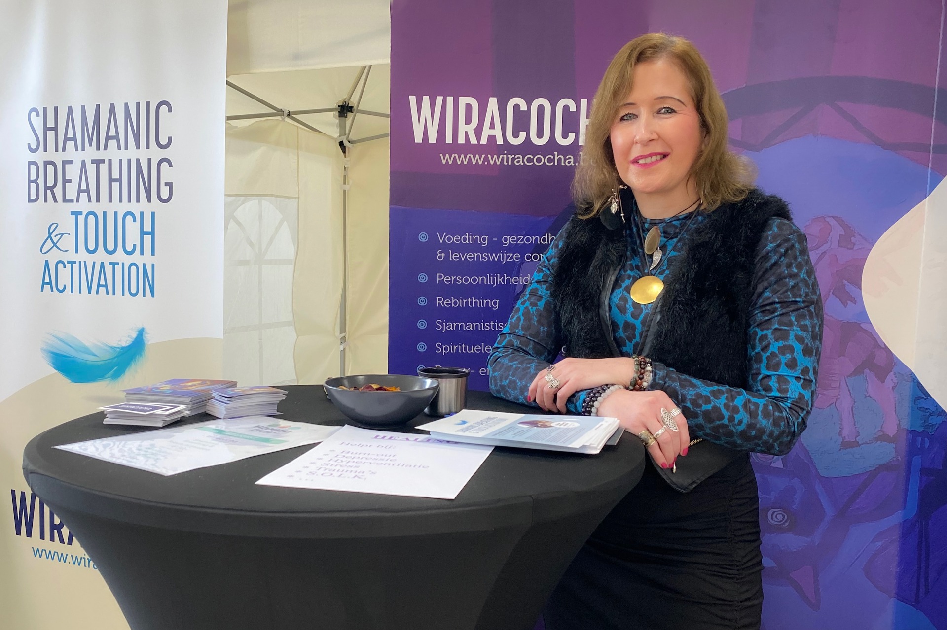 Folding screen en roll-up banner